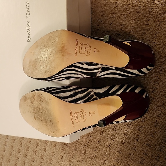 Zebra print, pony hair heels, adorned with red highlight stiletto heels. - Picture 4 of 5